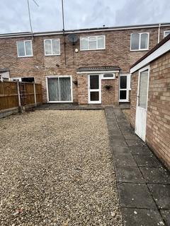 4 bedroom end of terrace house to rent, Wishaw Close, Redditch B98