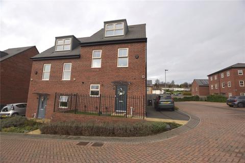 4 bedroom semi-detached house for sale, Cardwell Road, Leeds, West Yorkshire