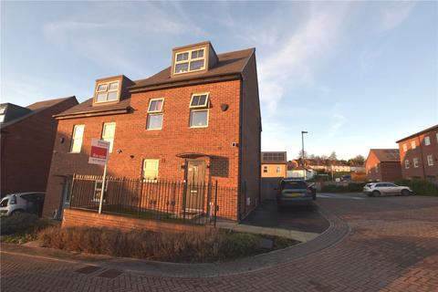 4 bedroom semi-detached house for sale, Cardwell Road, Leeds, West Yorkshire