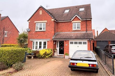 5 bedroom detached house for sale, The Ridings, Grange Park, Northampton NN4