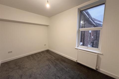 2 bedroom apartment to rent, King Street, Stoke-On-Trent