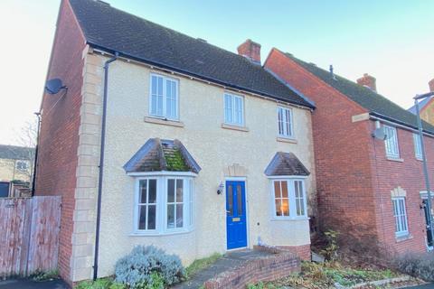 3 bedroom detached house to rent, Downham View, Dursley, Gloucestershire, GL11