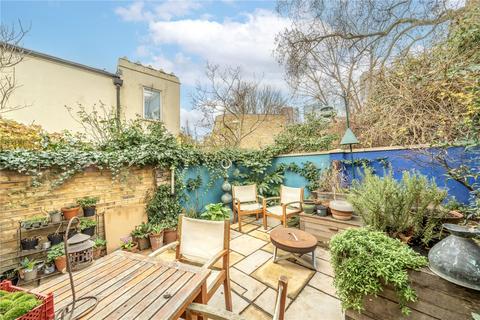 2 bedroom terraced house for sale, Meadow Road, London SW8