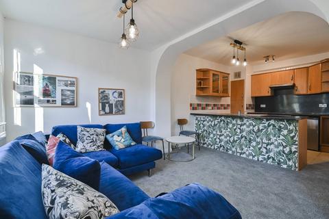 2 bedroom flat to rent, Holland Road, Holland Park, London, W14