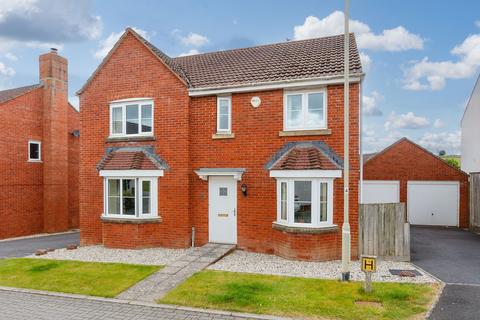 27 Dulings Meadow, Copplestone, Crediton, EX17 5PE