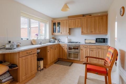 27 Dulings Meadow, Copplestone, Crediton, EX17 5PE