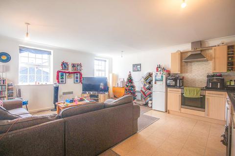 2 bedroom flat for sale, Pillowell Drive, GRH (Gloucestershire Royal Hospital), Gloucester, GL1