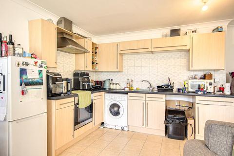 2 bedroom flat for sale, Pillowell Drive, GRH (Gloucestershire Royal Hospital), Gloucester, GL1