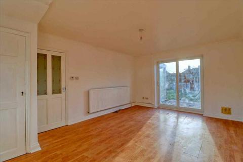 24 Dahlia Close, Clacton-on-sea, CO16 7BU