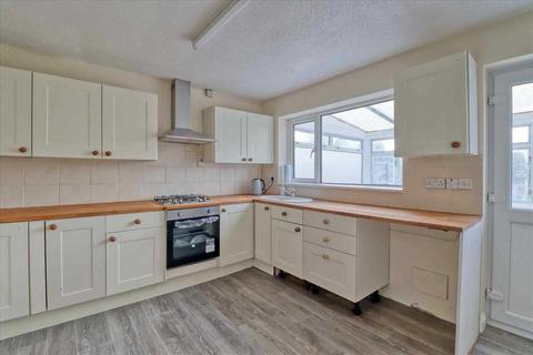 24 Dahlia Close, Clacton-on-sea, CO16 7BU