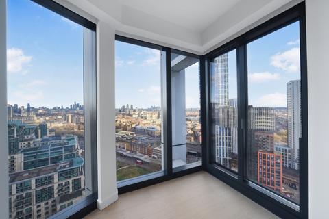 2 bedroom apartment to rent, River Park Tower, London SW8