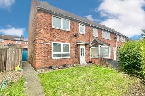 3 bedroom semi-detached house for sale, Aikman Avenue, Leicester LE3