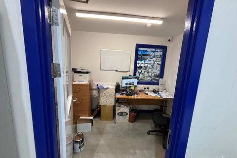 Trade counter to rent, Unit 21, Alfreton Road, Northedge Business Park, Derby, DE21 4BN