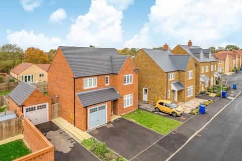 3 bedroom detached house for sale, Banbury,  Oxfordshire,  OX16