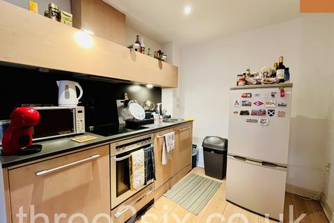 1 bedroom flat to rent, Islington Gates, 8 Fleet Street, B3