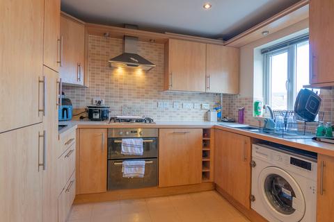 2 bedroom flat for sale, Eagle Way, Hampton Centre PE7