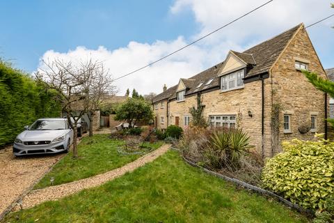 3 bedroom cottage for sale, Burford Road, Brize Norton, Oxfordshire, OX18