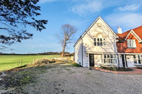 3 bedroom end of terrace house for sale, East Stoke