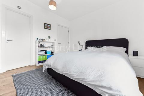 2 bedroom apartment for sale, Eluna Apartments, Wapping Lane, London, E1W