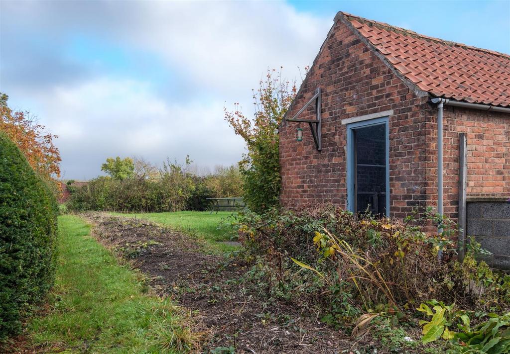 The Old Forge   Outbuilding.jpg