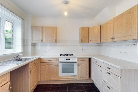 3 bedroom end of terrace house to rent, Emerson Way, Bristol BS16