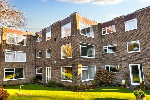 2 bedroom apartment for sale, Wedgewood Court, North Park Avenue, Leeds