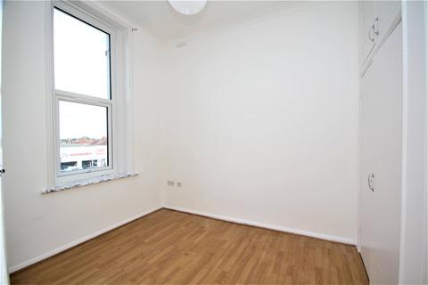 1 bedroom flat to rent, Broadwater Road, Worthing, West Sussex, BN14