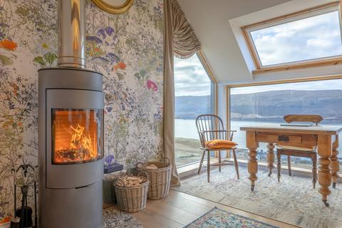 undefined, Taigh Glas, Lochbay, Waternish Isle of Skye, IV55 8GD