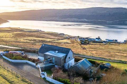 undefined, Taigh Glas, Lochbay, Waternish Isle of Skye, IV55 8GD