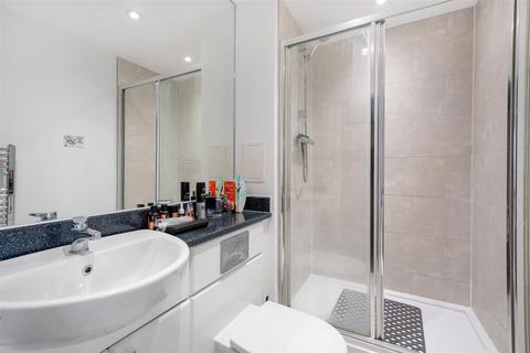 2 bedroom apartment for sale, Sienna Alto, Lewisham, SE13