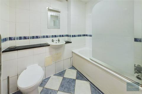 Studio to rent, Charles Cross Apartments, Plymouth PL4