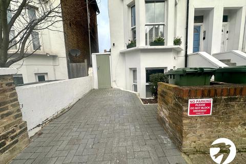 1 bedroom flat for sale, Mount Pleasant Road, London, SE13