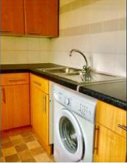 2 bedroom flat to rent, Hazel Road, Glasgow G67