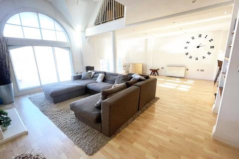 2 bedroom penthouse for sale, Princess Street, Wolverhampton, West Midlands, WV1