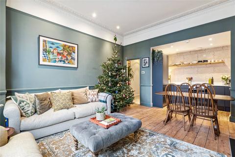 2 bedroom apartment for sale, Almeric Road, SW11