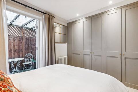 2f Almeric Road, London, SW11 1HL