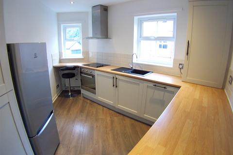 Studio to rent, St Michaels Crescent, Headingley, Leeds