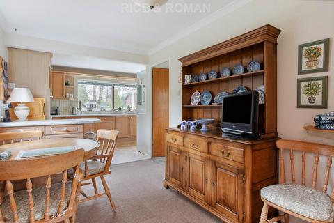 4 bedroom detached house for sale, Luckley Wood, Wokingham RG41