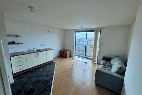 2 bedroom apartment to rent, City Point, 156 Chapel Street, Salford, Lancashire, M3