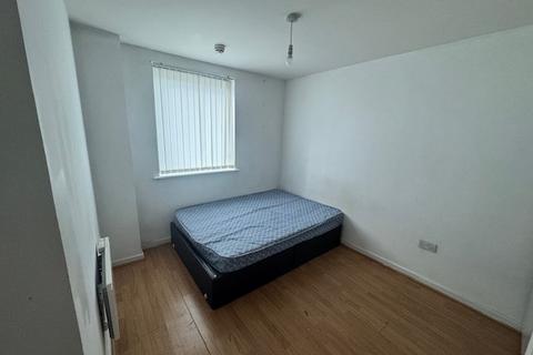 2 bedroom apartment to rent, City Point, 156 Chapel Street, Salford, Lancashire, M3