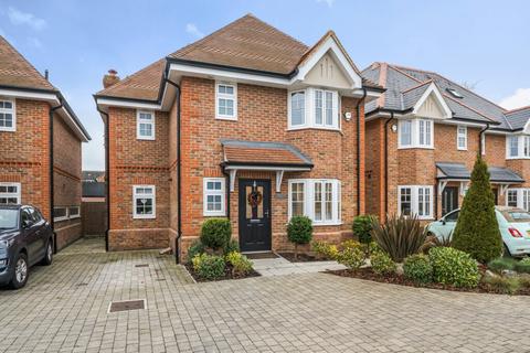 4 bedroom detached house for sale, Abbey Court, Burnham, Buckinghamshire, SL1