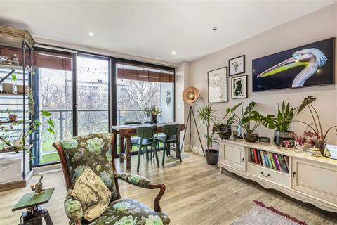 2 bedroom flat for sale, Florida Street, London E2