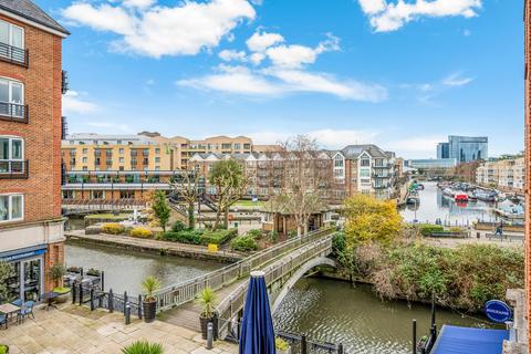 2 bedroom flat for sale, Dorey House, Brentford, TW8