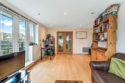 2 bedroom flat for sale, Dorey House, Brentford, TW8