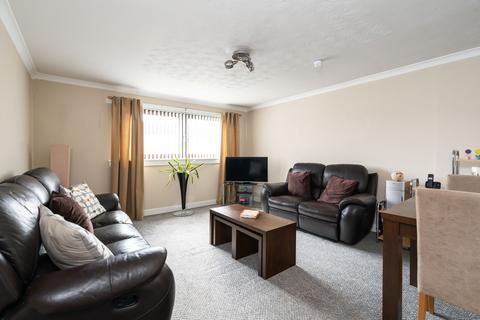 3 bedroom flat for sale, Calder Court, Edinburgh EH11