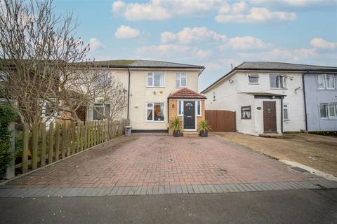 4 bedroom semi-detached house for sale, New Road, Hayes UB3