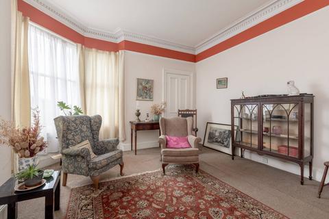 2 bedroom flat for sale, 96 3f2, Marchmont Road, Marchmont, Edinburgh, EH9 1HR