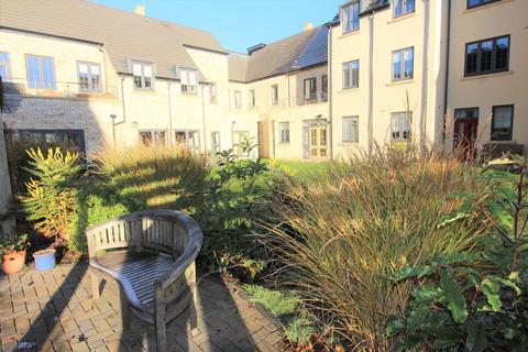 2 bedroom flat for sale, Trinity Road, Chipping Norton OX7