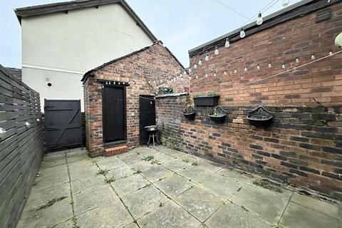 2 bedroom house to rent, Anchor Road, Stoke-On-Trent