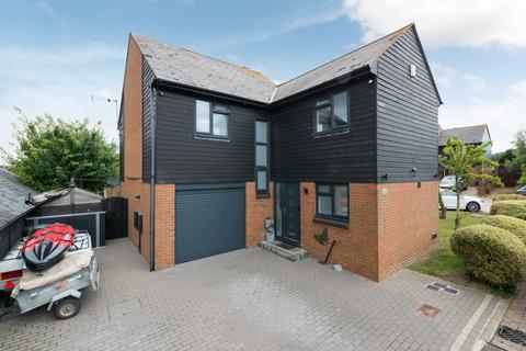 3 Collards Close, Monkton, Ramsgate, CT12 4JU